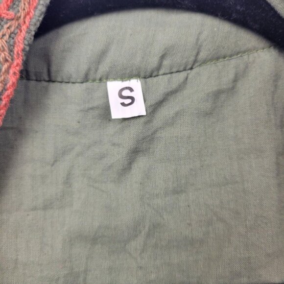 Suzani Hand Embroidered Short Jacket Womens Small Winter Wear Coat BOHO Floral - Picture 3 of 16